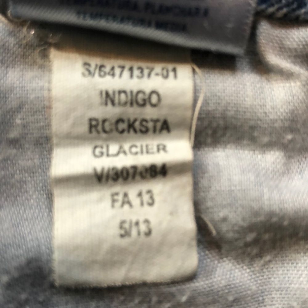 Old Navy Rock Star Distressed Light Wash Jeans 8 - Picture 14 of 16
